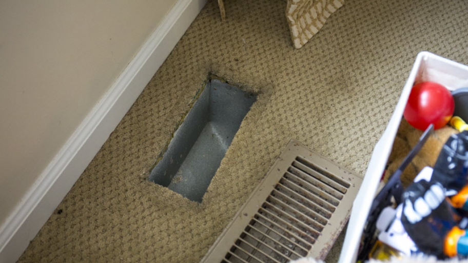 Open air duct vent